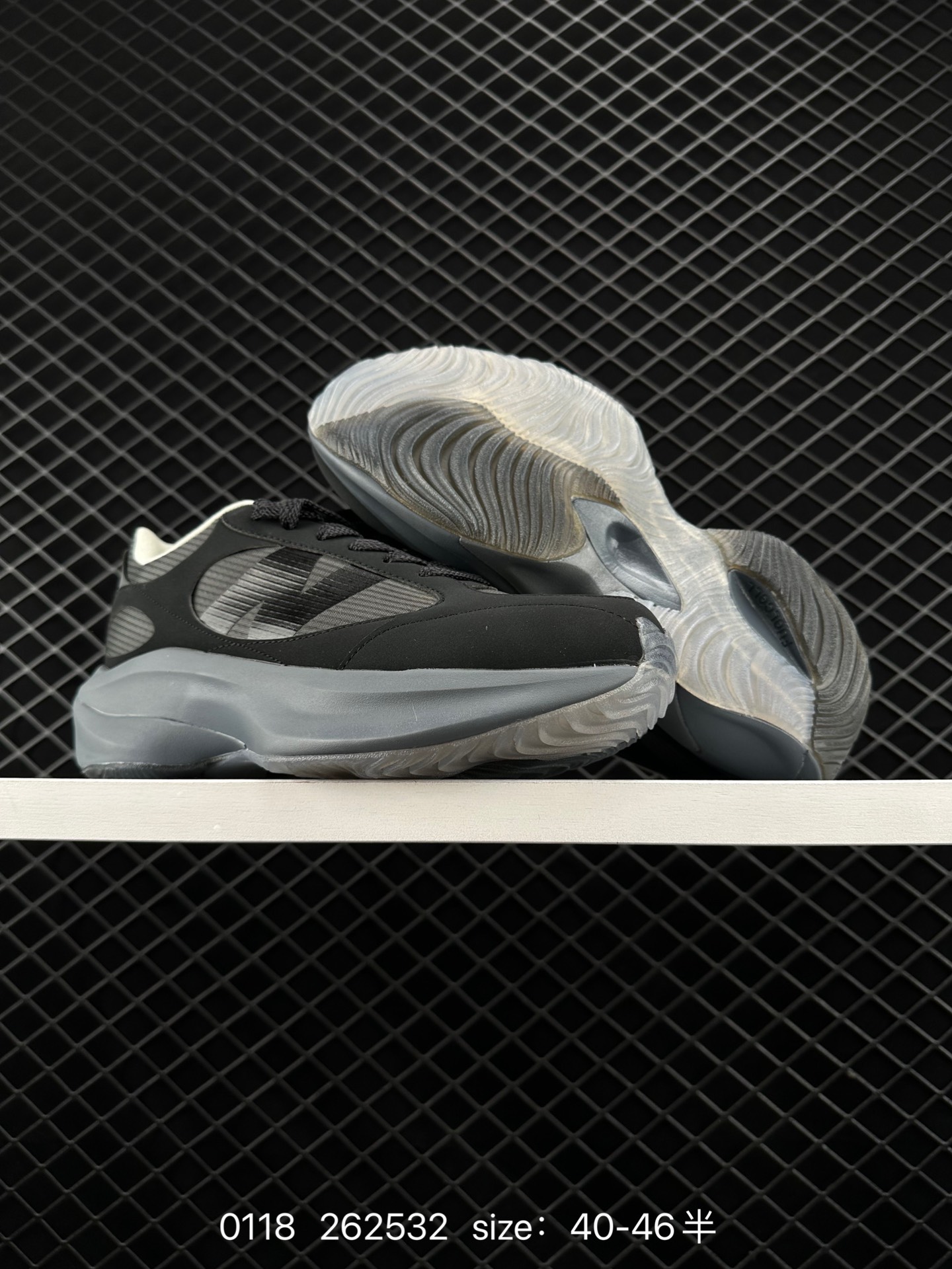 AURALEE x New Balance Warped Runner